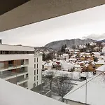 Kudo - Mountain & Skyline View アパート