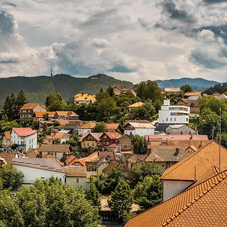 Kudo - Mountain & Skyline View Apartmán
